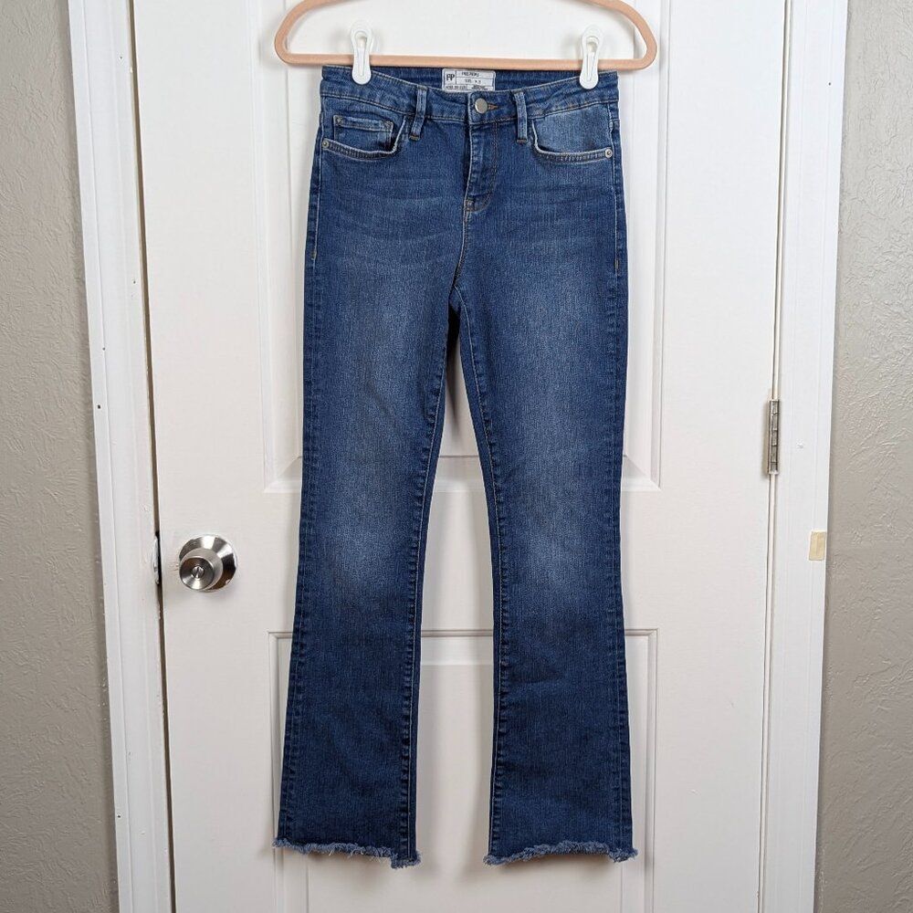 Free People | Blue Raw Hem Cropped Bootcut Jeans Size 26
